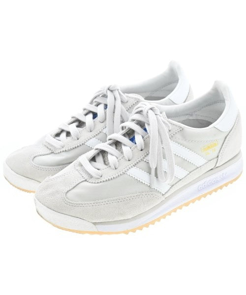 adidas รองเท้าผ้าใบ