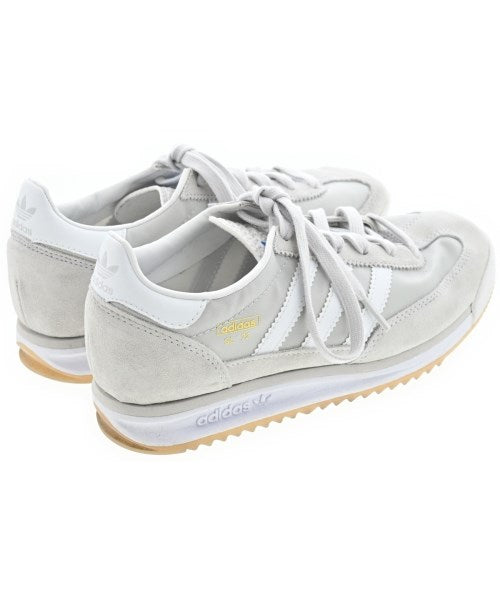 adidas รองเท้าผ้าใบ