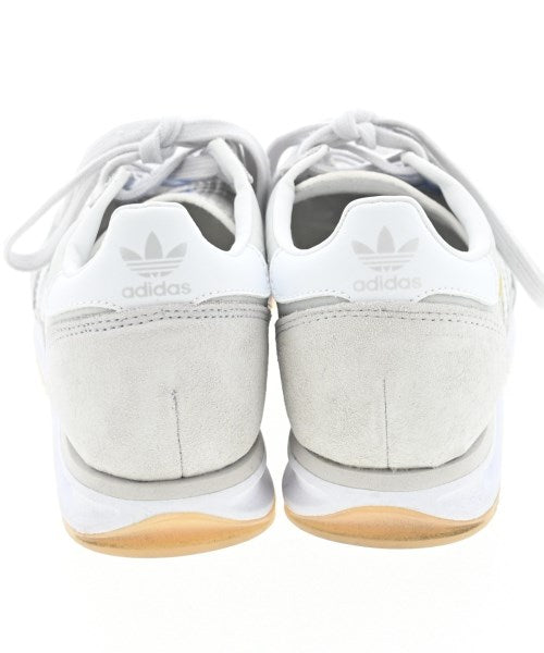 adidas รองเท้าผ้าใบ