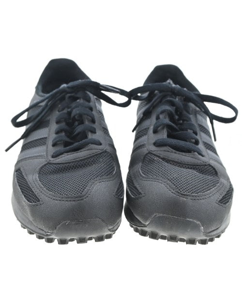 adidas รองเท้าผ้าใบ