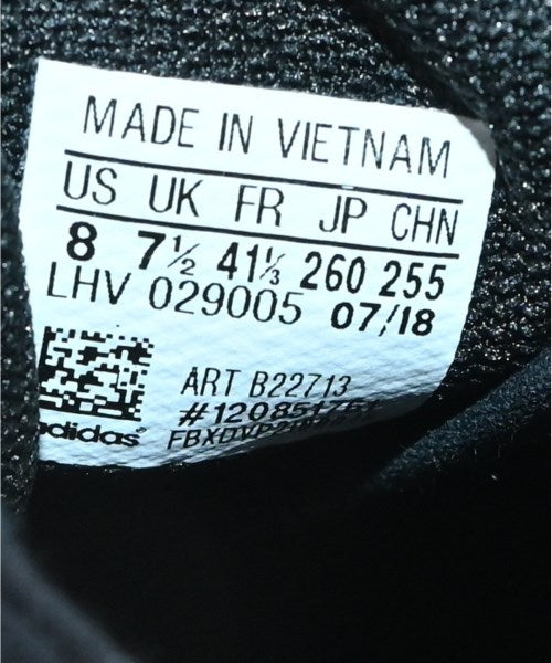 adidas รองเท้าผ้าใบ