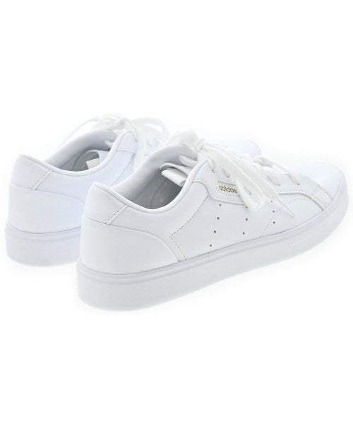 adidas รองเท้าผ้าใบ