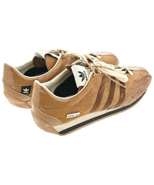 adidas รองเท้าผ้าใบ