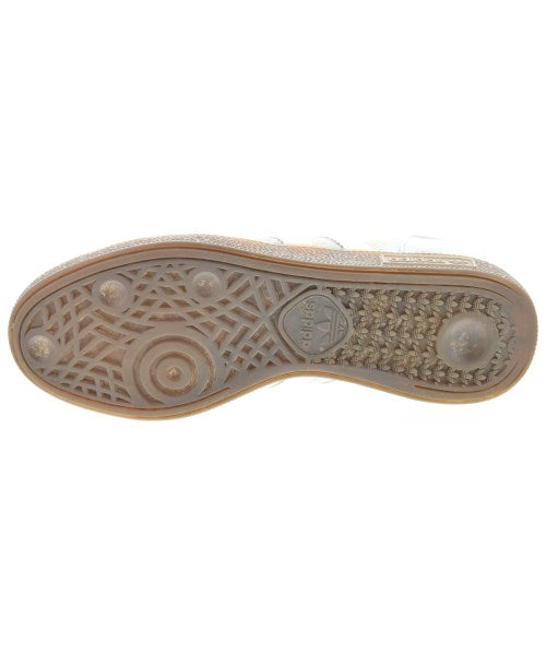 adidas รองเท้าผ้าใบ