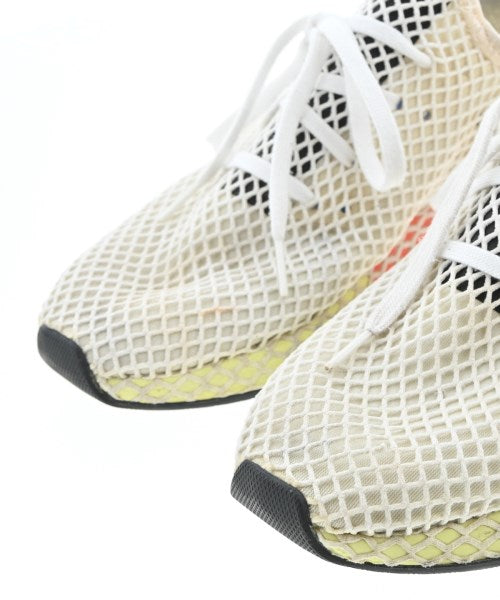 adidas รองเท้าผ้าใบ