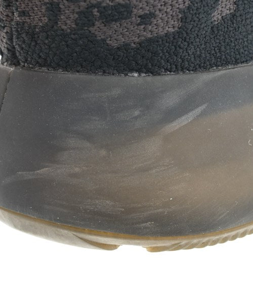 adidas รองเท้าผ้าใบ