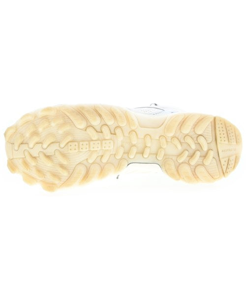 032c รองเท้าผ้าใบ