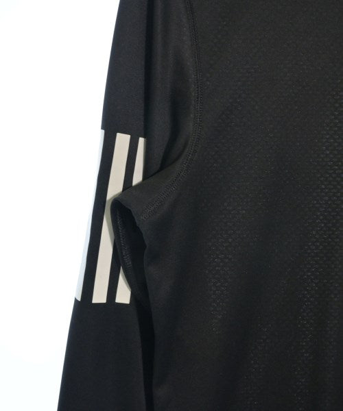 adidas เสื้อยืด/เสื้อท็อปส์
