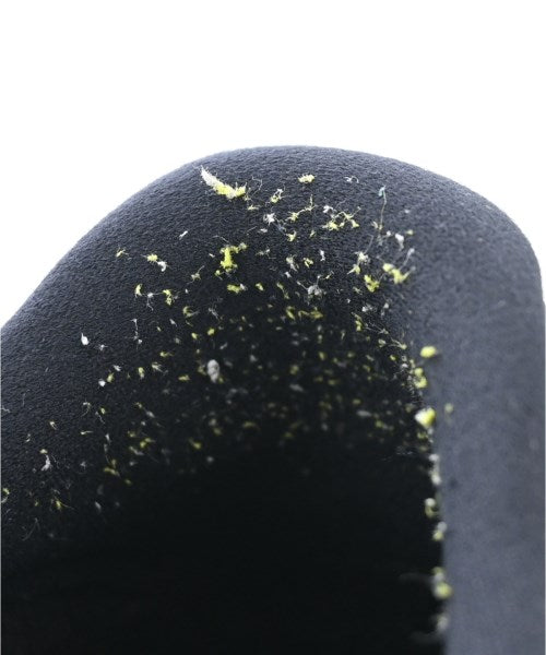 adidas รองเท้าผ้าใบ