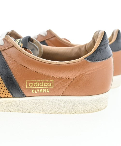 adidas รองเท้าผ้าใบ