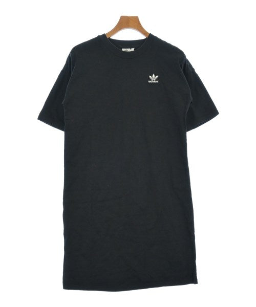 adidas ชุดเดรส