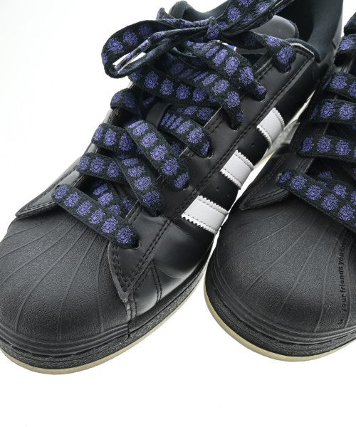 adidas รองเท้าผ้าใบ