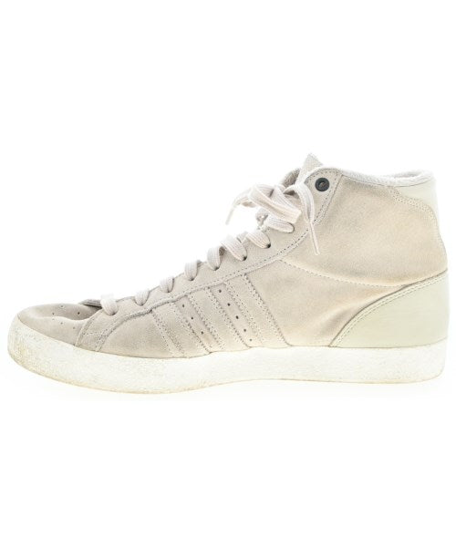 adidas รองเท้าผ้าใบ