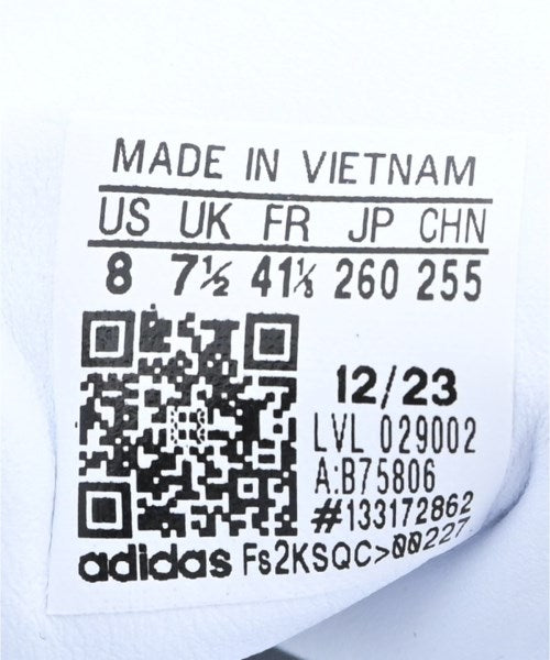 adidas รองเท้าผ้าใบ