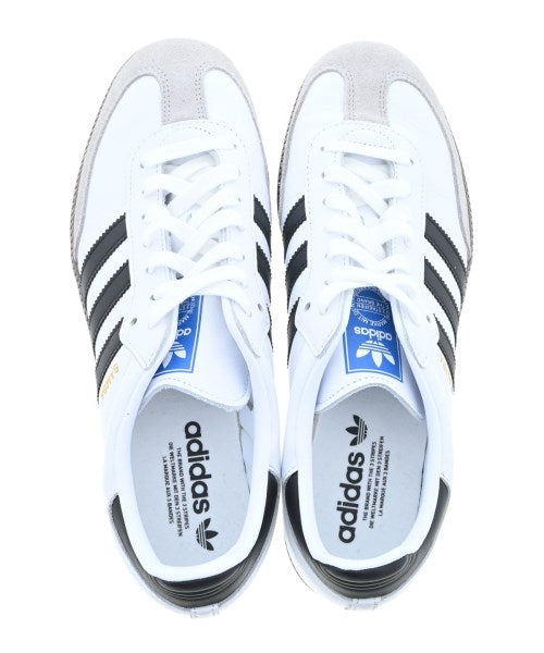 adidas รองเท้าผ้าใบ