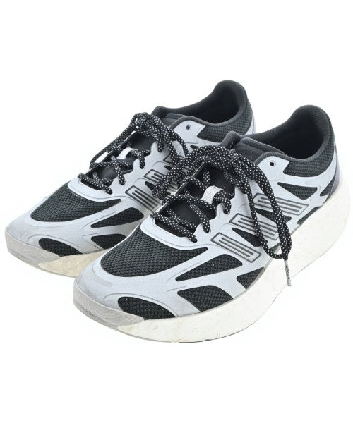 adidas รองเท้าผ้าใบ