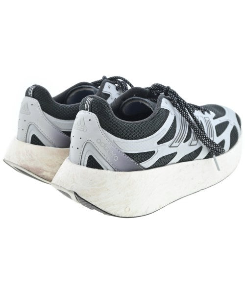 adidas รองเท้าผ้าใบ