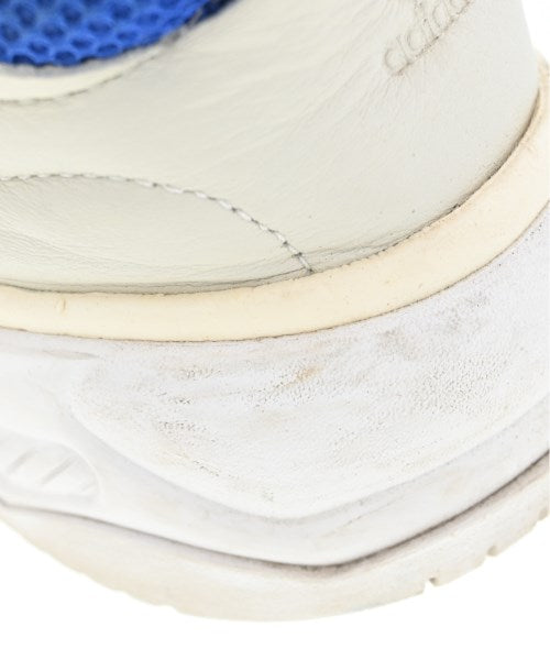 adidas รองเท้าผ้าใบ