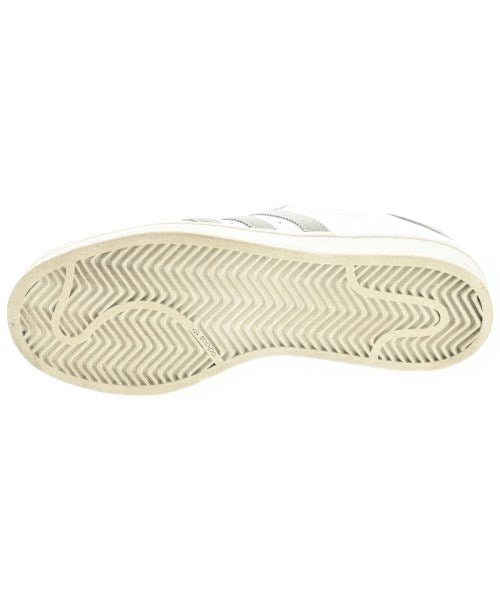 adidas รองเท้าผ้าใบ