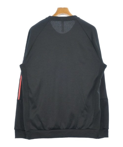 adidas เสื้อยืด/เสื้อท็อปส์