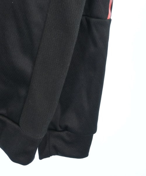 adidas เสื้อยืด/เสื้อท็อปส์