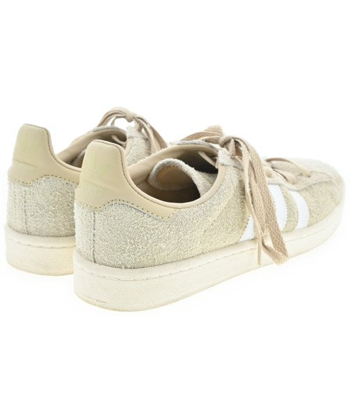 adidas รองเท้าผ้าใบ