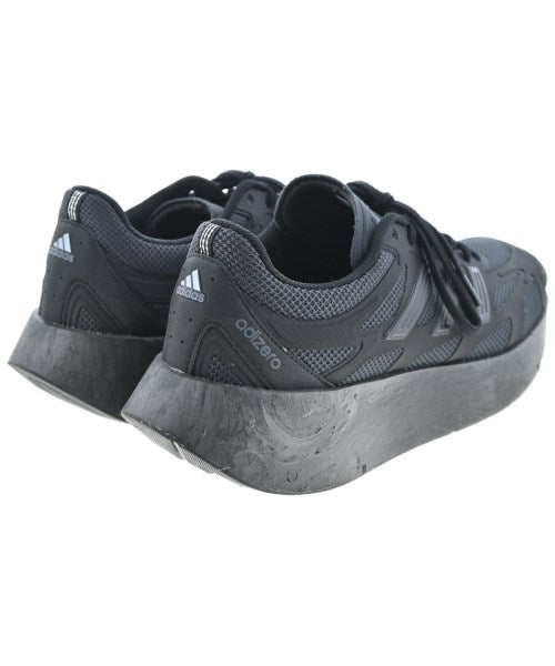 adidas รองเท้าผ้าใบ