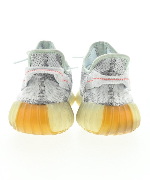 adidas รองเท้าผ้าใบ