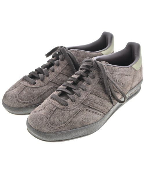 adidas รองเท้าผ้าใบ