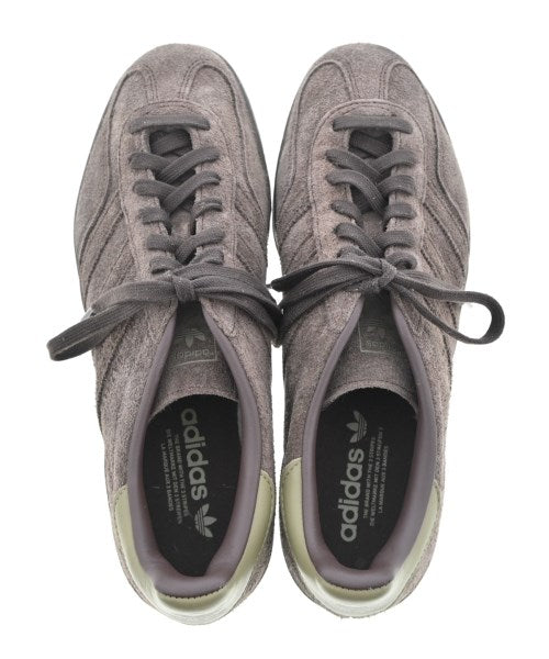 adidas รองเท้าผ้าใบ