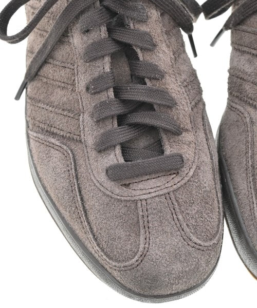 adidas รองเท้าผ้าใบ