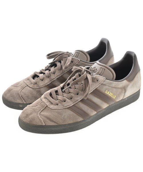 adidas รองเท้าผ้าใบ