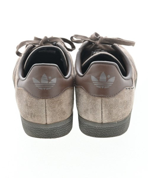 adidas รองเท้าผ้าใบ