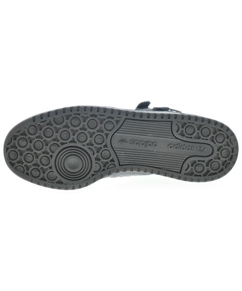adidas รองเท้าผ้าใบ