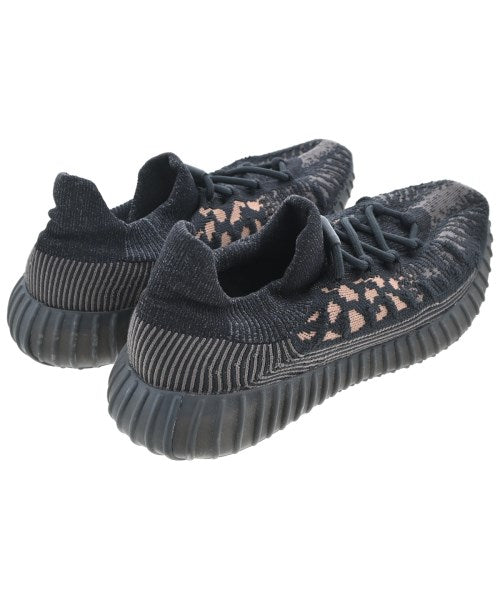 adidas รองเท้าผ้าใบ
