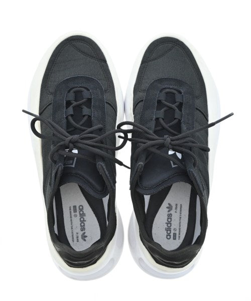 adidas รองเท้าผ้าใบ
