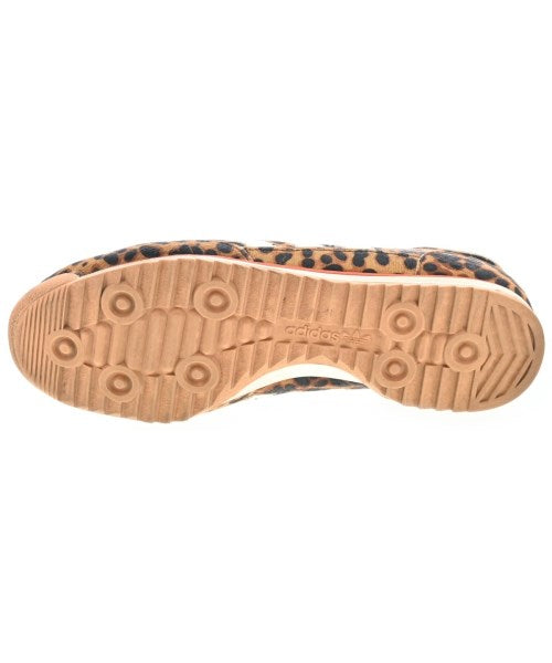 adidas รองเท้าผ้าใบ