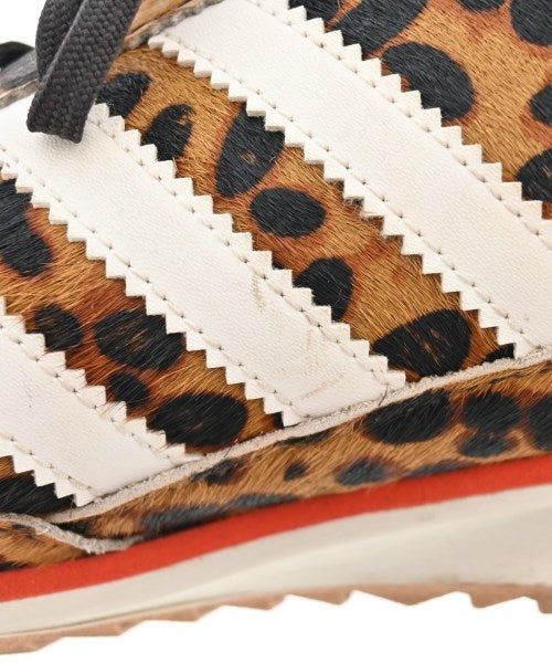 adidas รองเท้าผ้าใบ