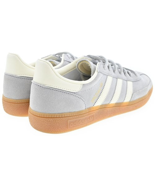 adidas รองเท้าผ้าใบ
