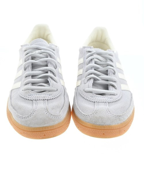 adidas รองเท้าผ้าใบ
