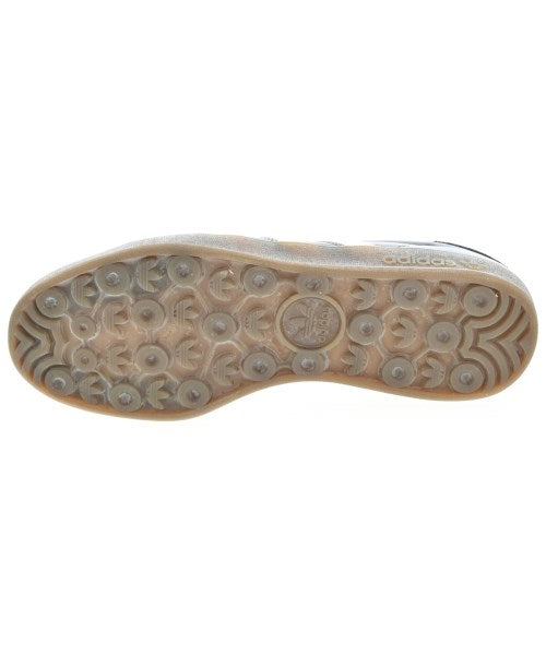 adidas รองเท้าผ้าใบ