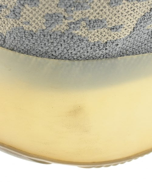 adidas รองเท้าผ้าใบ