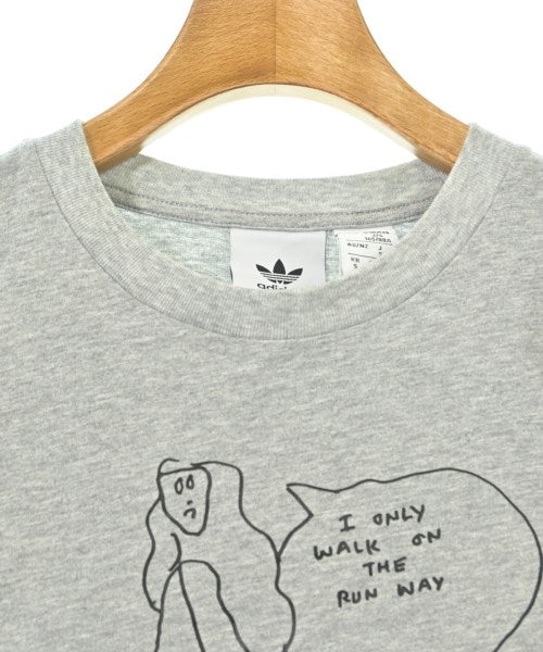 adidas เสื้อยืด/เสื้อท็อปส์