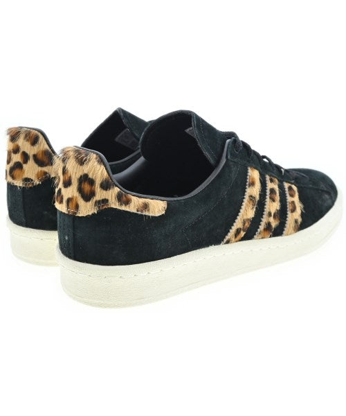 adidas รองเท้าผ้าใบ