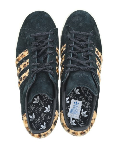 adidas รองเท้าผ้าใบ