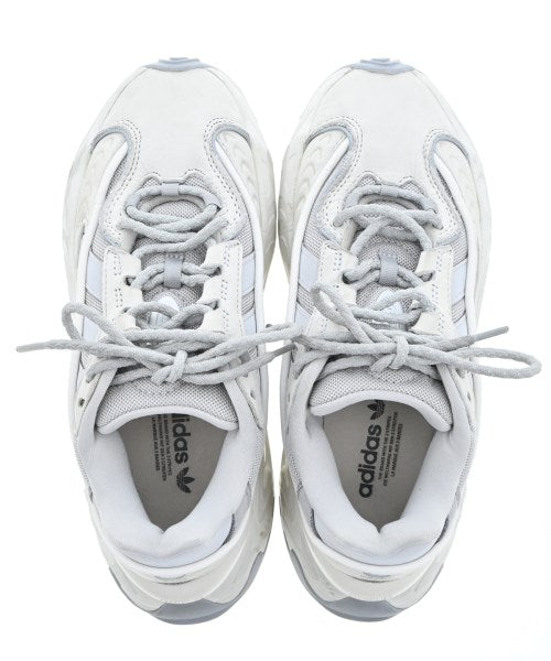 adidas รองเท้าผ้าใบ
