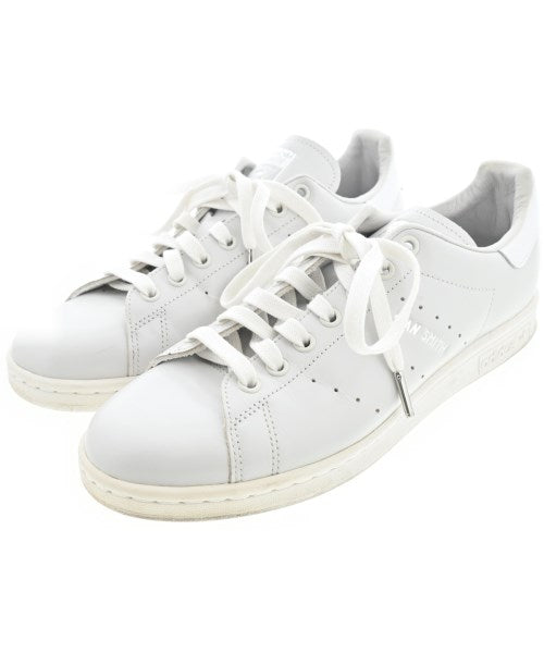 adidas รองเท้าผ้าใบ