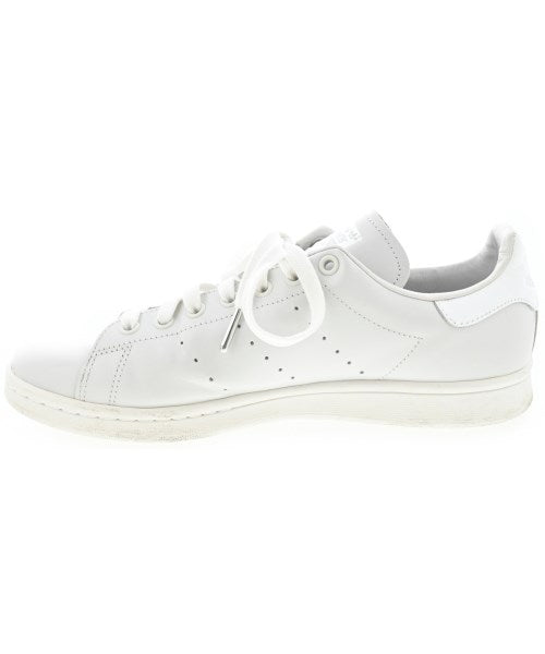 adidas รองเท้าผ้าใบ