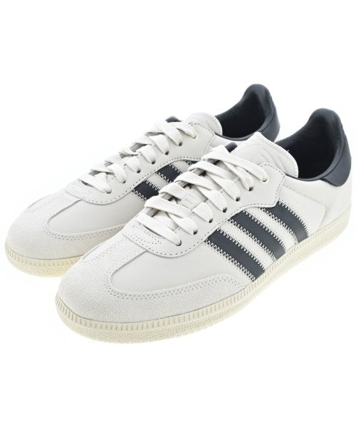 adidas รองเท้าผ้าใบ