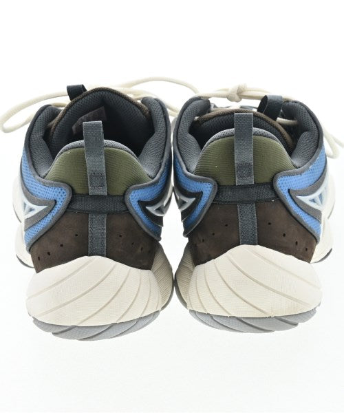 adidas รองเท้าผ้าใบ